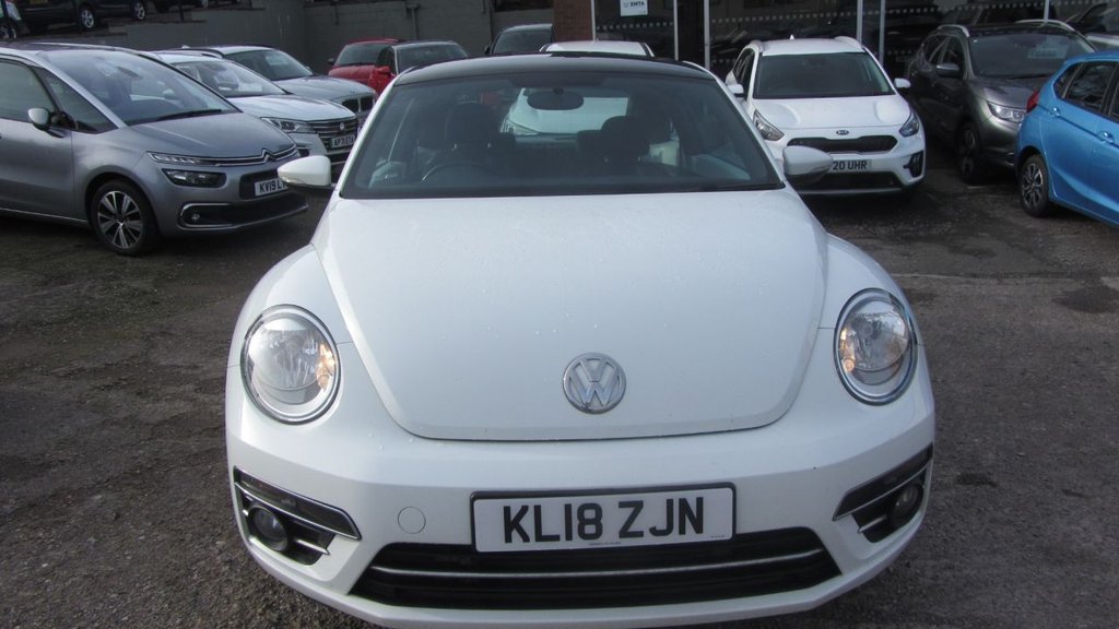 Used Volkswagen Beetle 2018 for sale - 77891157: Photo 3