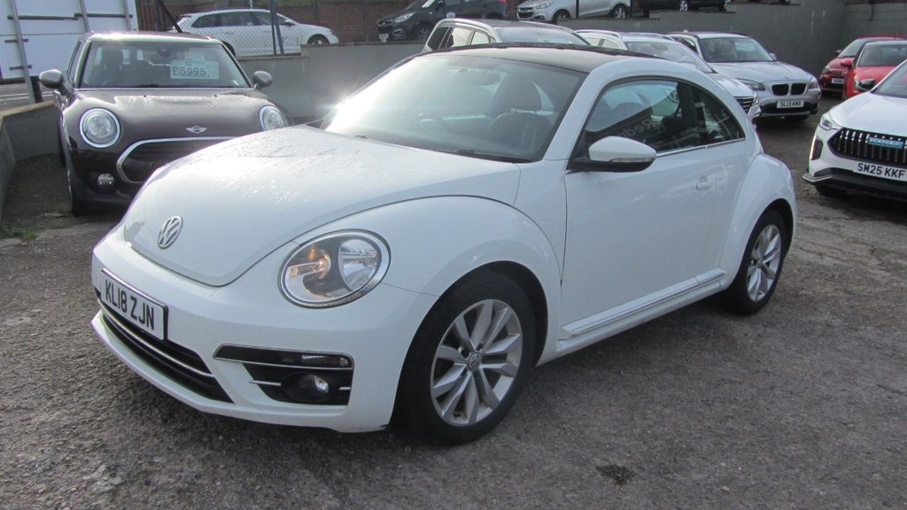 Used Volkswagen Beetle 2018 for sale - 77891157: Photo 4
