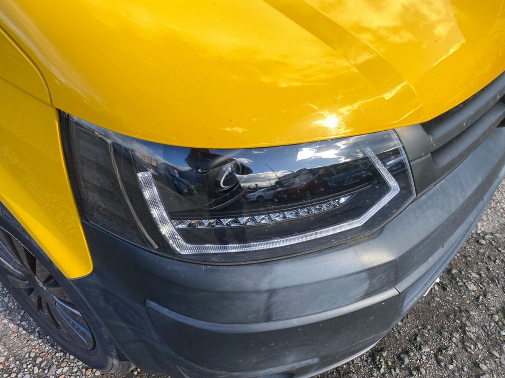 Used Volkswagen Transporter 2015 for sale - 76345820: Photo 17