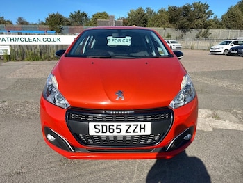 Used Peugeot 208 2015 for sale - 75641982: Photo
