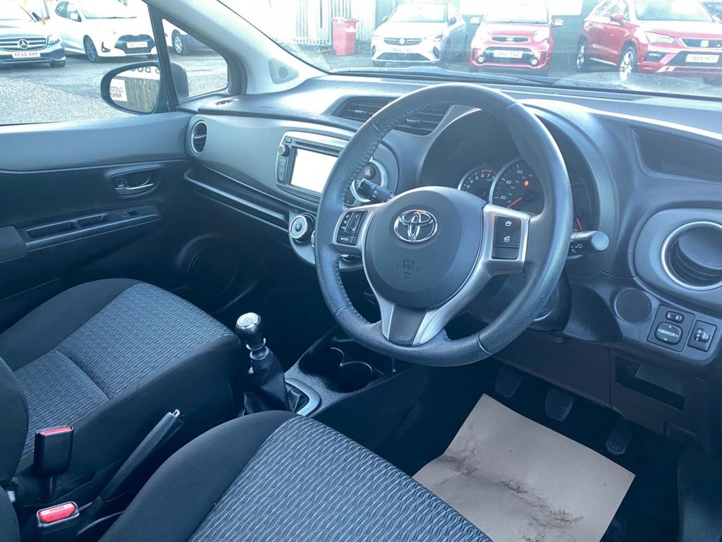 Used Toyota Yaris 2013 for sale - 76632442: Photo 15