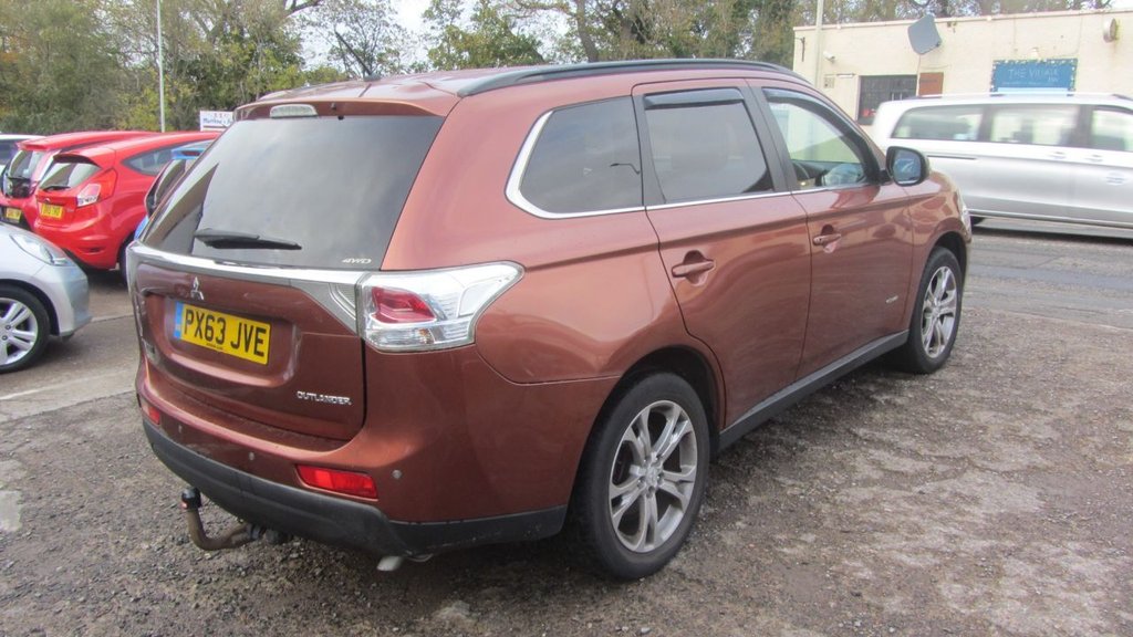 Used Mitsubishi Outlander 2014 for sale - 76380085: Photo 5