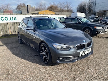 Used BMW 3 Series 2016 for sale - 77655128: Photo