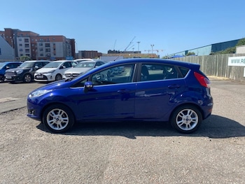Used Ford Fiesta 2016 for sale - 78789635: Photo