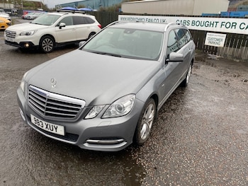 Used Mercedes-Benz E Class 2010 for sale - 77850093: Photo