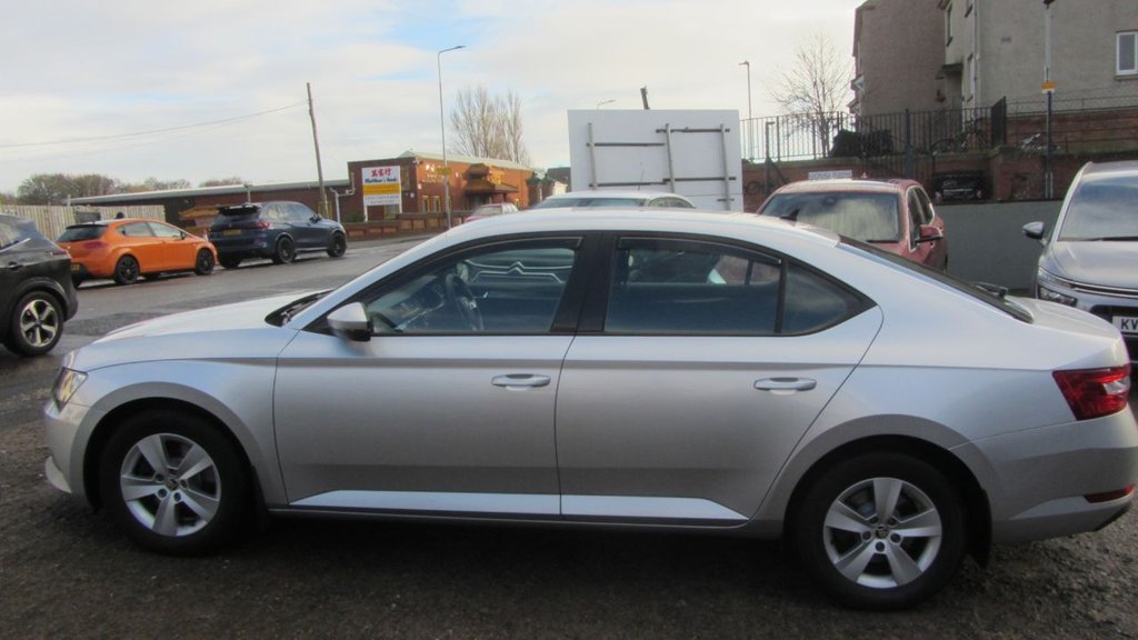 Used Skoda Superb 2018 for sale - 77227105: Photo 10