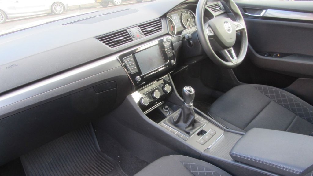 Used Skoda Superb 2018 for sale - 77227105: Photo 16