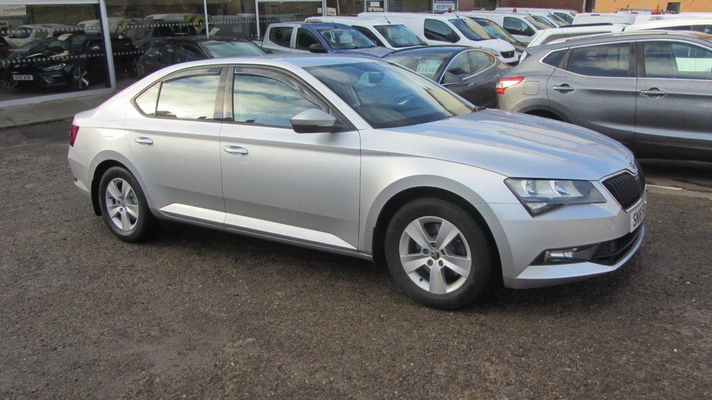 Used Skoda Superb 2018 for sale - 77227105: Photo 2