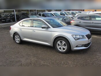 Used Skoda Superb 2018 for sale - 77227105: Photo