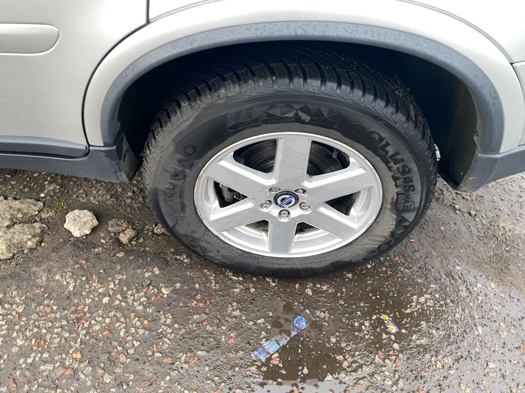 Used Volvo XC90 2010 for sale - 77327992: Photo 11