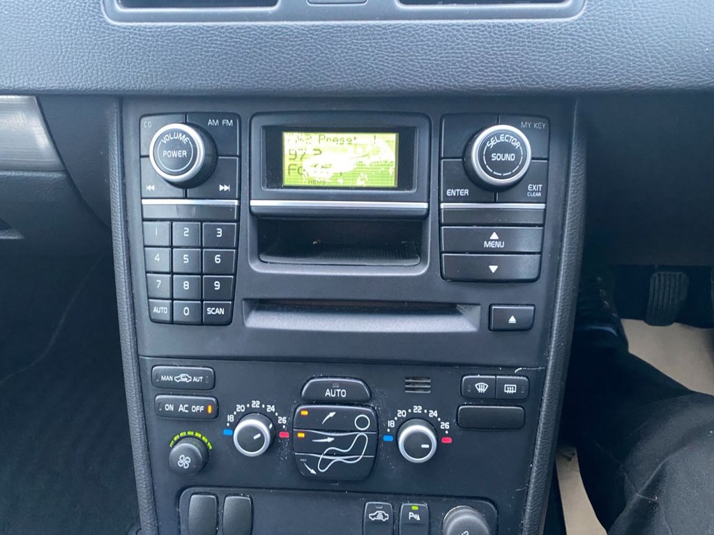 Used Volvo XC90 2010 for sale - 77327992: Photo 17