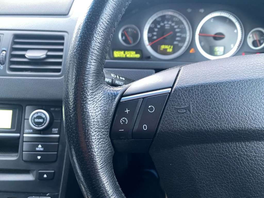 Used Volvo XC90 2010 for sale - 77327992: Photo 18