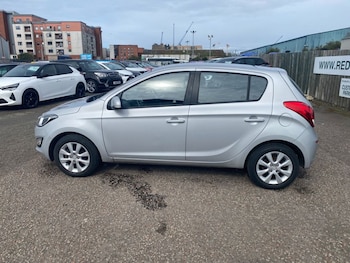 Used Hyundai i20 2014 for sale - 78315320: Photo