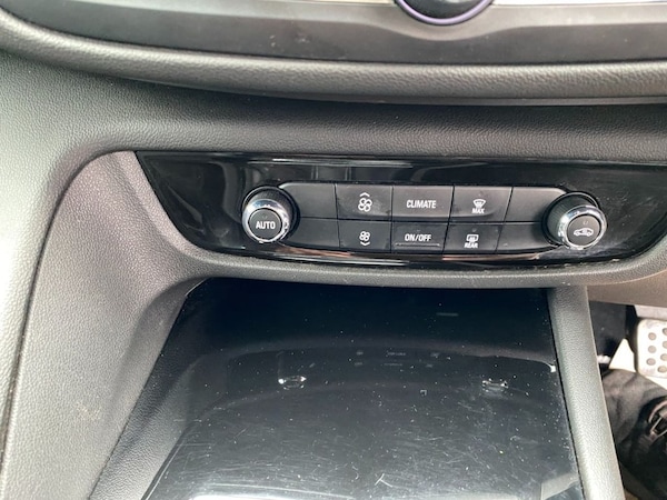 Used Vauxhall Insignia 2017 for sale - 76245320: Photo 18
