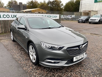 Vauxhall - Insignia