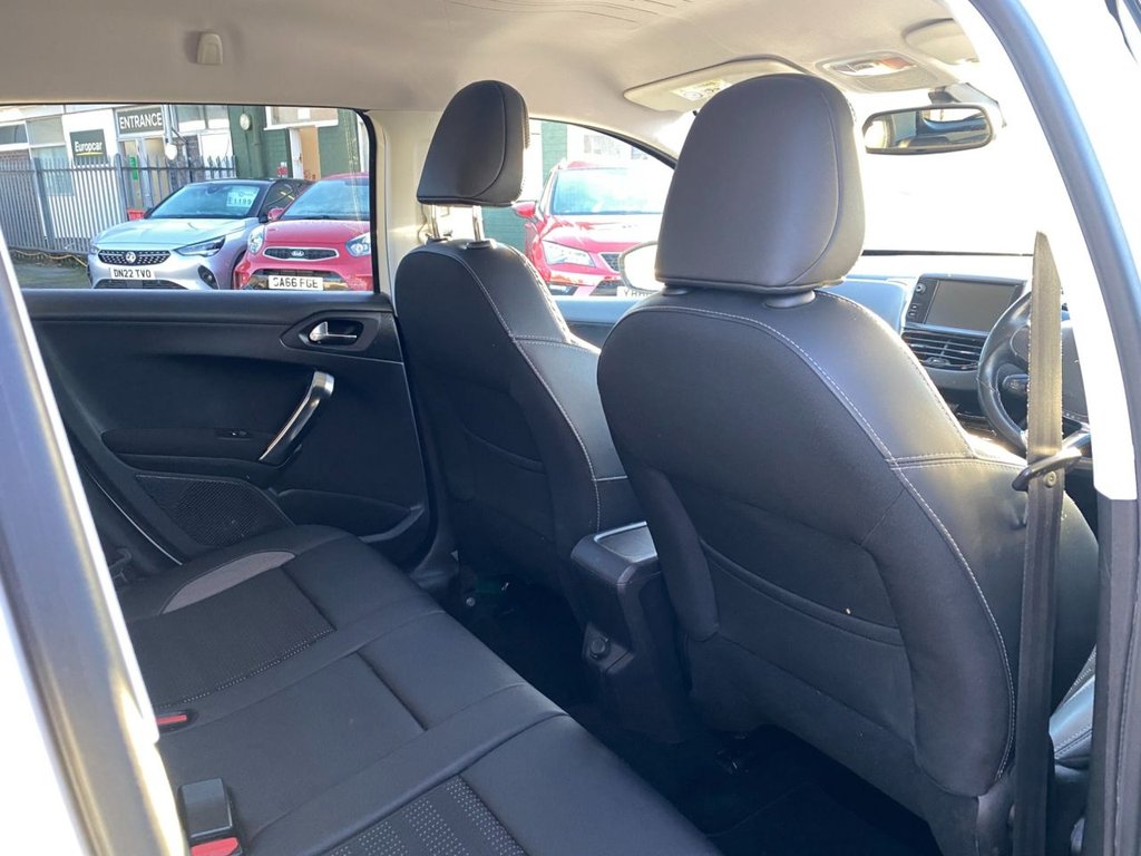 Used Peugeot 2008 2017 for sale - 76698644: Photo 16