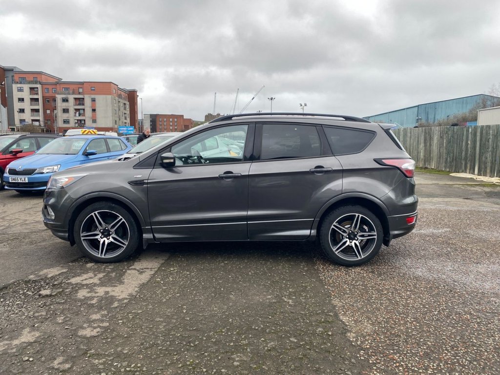 Used Ford Kuga 2016 for sale - 77464389: Photo 4