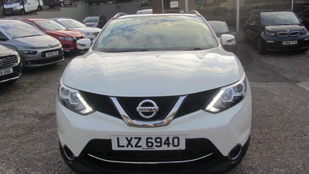Used Nissan Qashqai 2016 for sale - 76590887: Photo 14