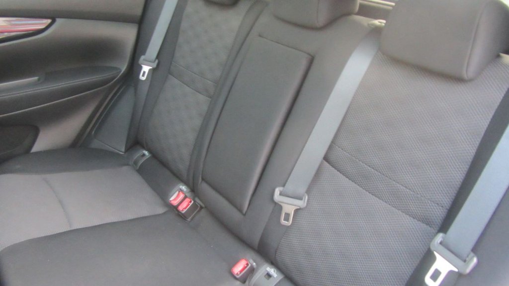 Used Nissan Qashqai 2016 for sale - 76590887: Photo 18