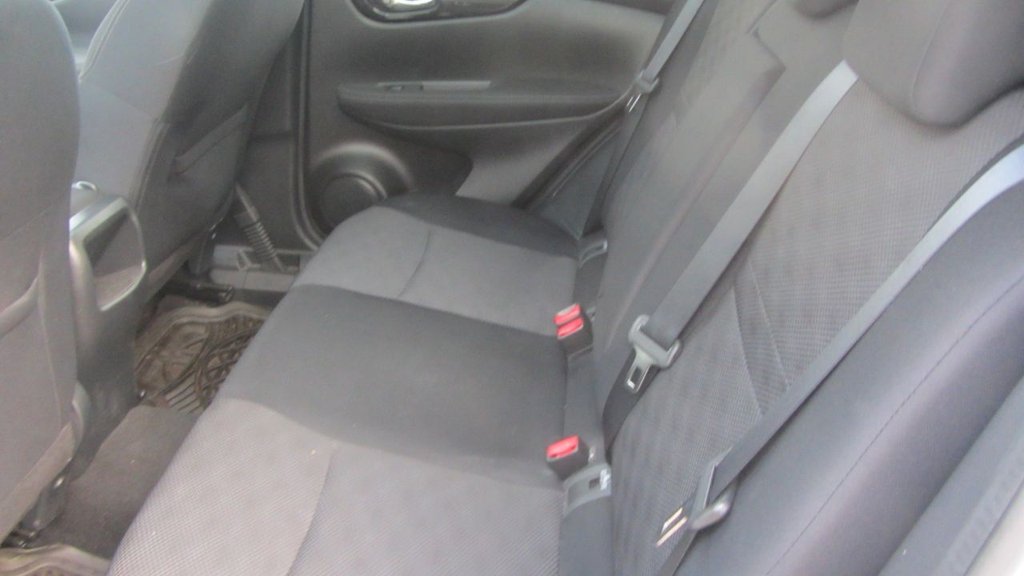 Used Nissan Qashqai 2016 for sale - 76590887: Photo 19