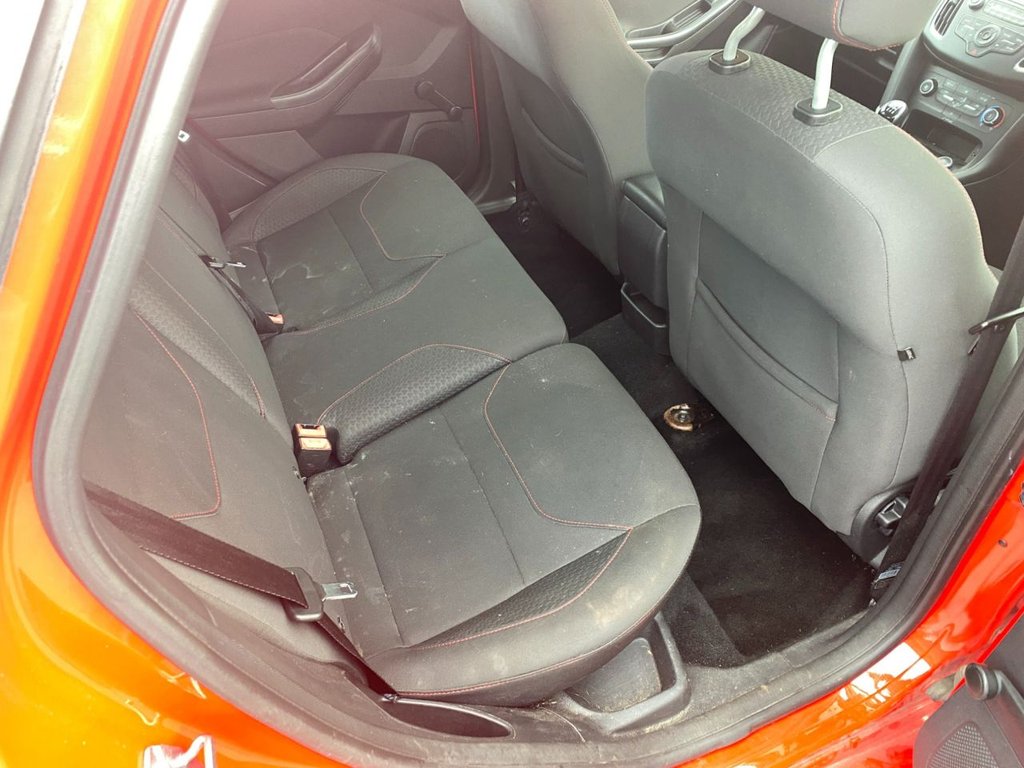 Used Ford Focus 2015 for sale - 76496513: Photo 9