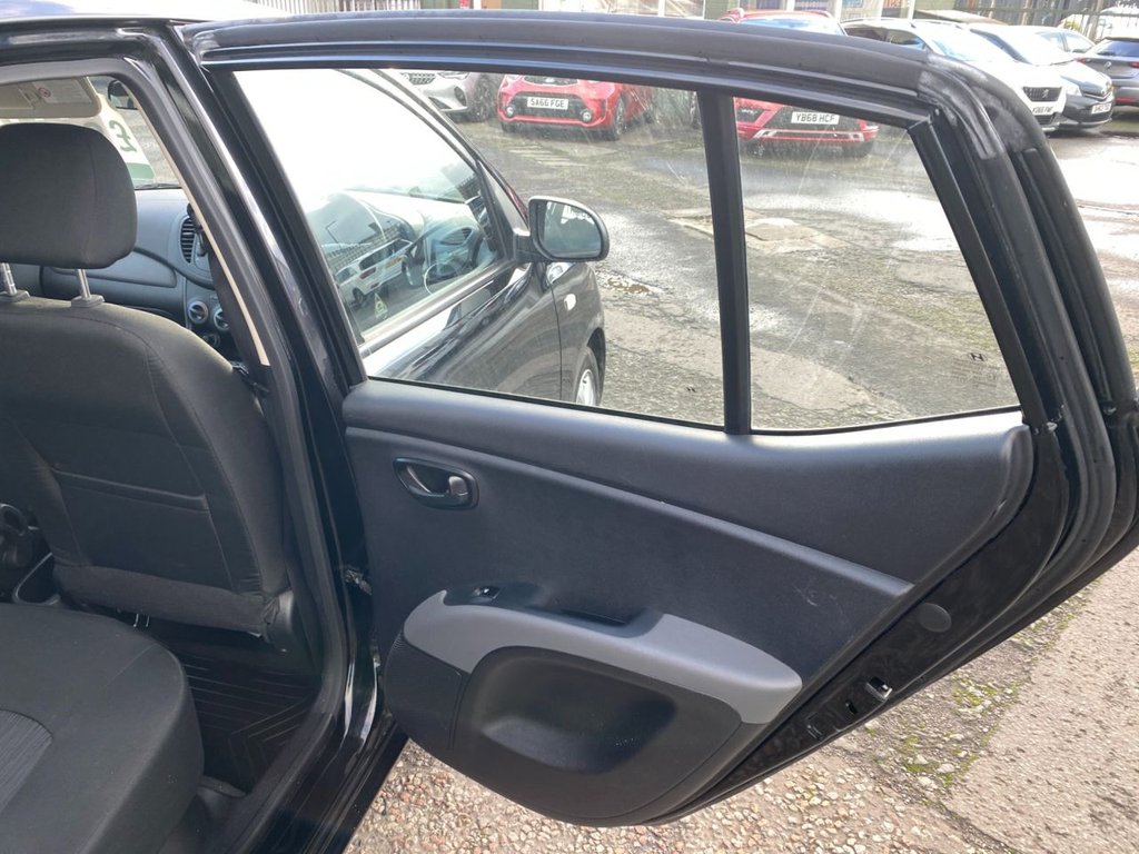 Used Hyundai i10 2013 for sale - 77007595: Photo 30