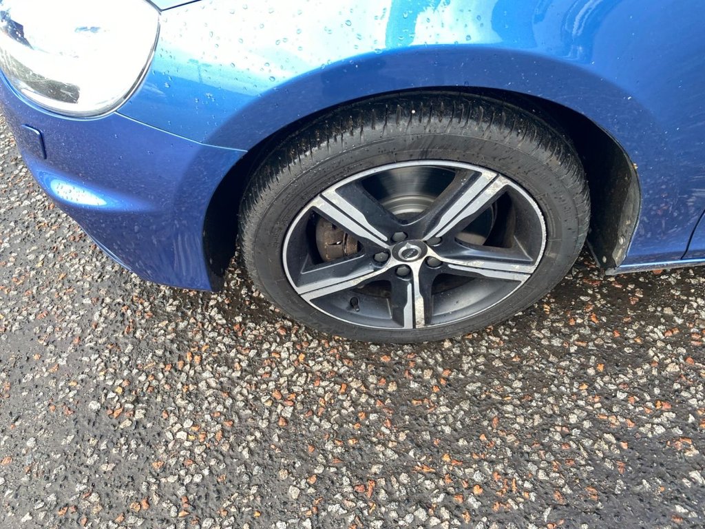 Used Volvo V40 2016 for sale - 76686119: Photo 10