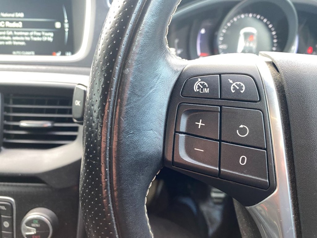 Used Volvo V40 2016 for sale - 76686119: Photo 20