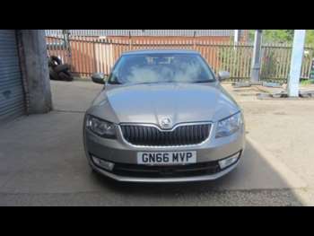 2016 (66) - 1.6 TDI SE L Hatchback 5dr Diesel Manual Euro 6 (s/s) (110 ps)
