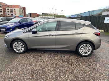 Used Vauxhall Astra 2016 for sale - 76686444: Photo
