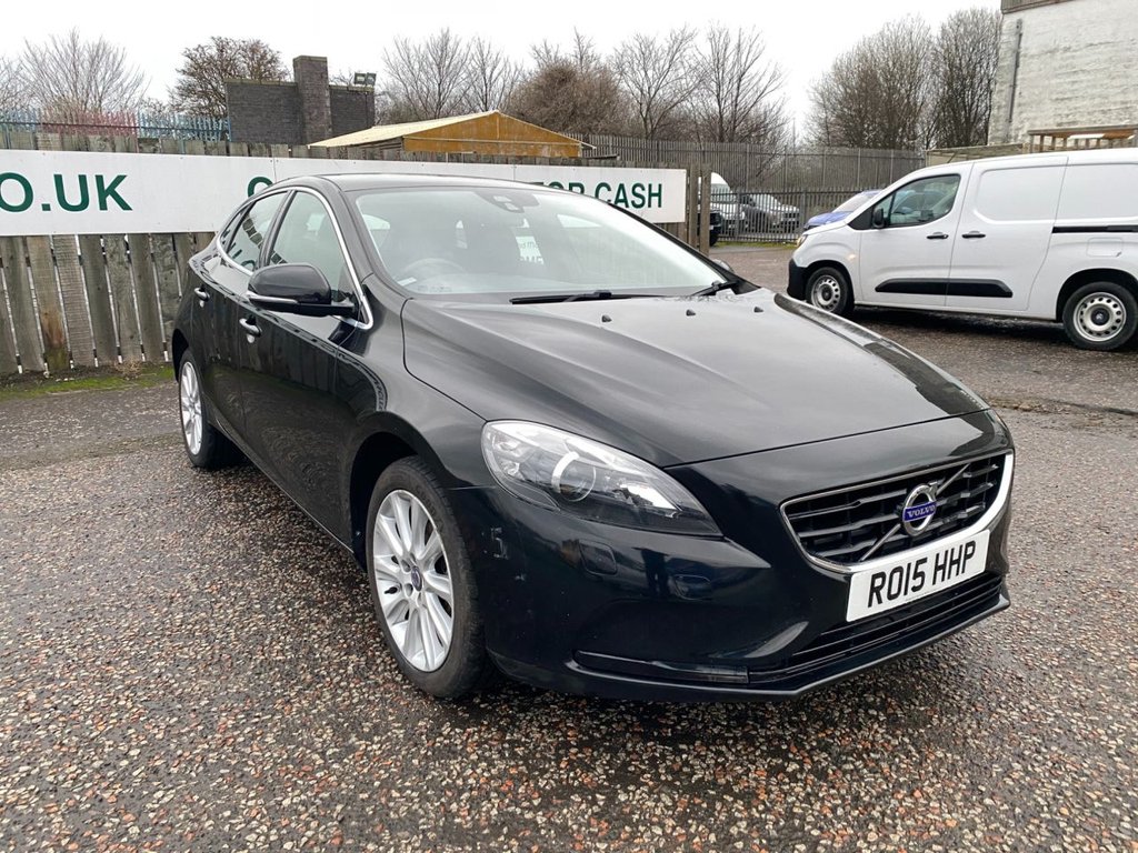 Used Volvo V40 2015 for sale - 77408435: Photo 1