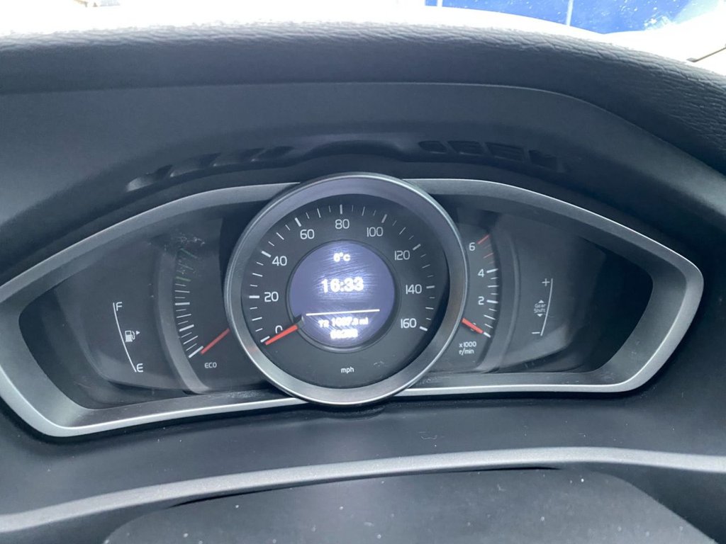 Used Volvo V40 2015 for sale - 77408435: Photo 18