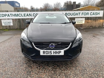 Used Volvo V40 2015 for sale - 77408435: Photo