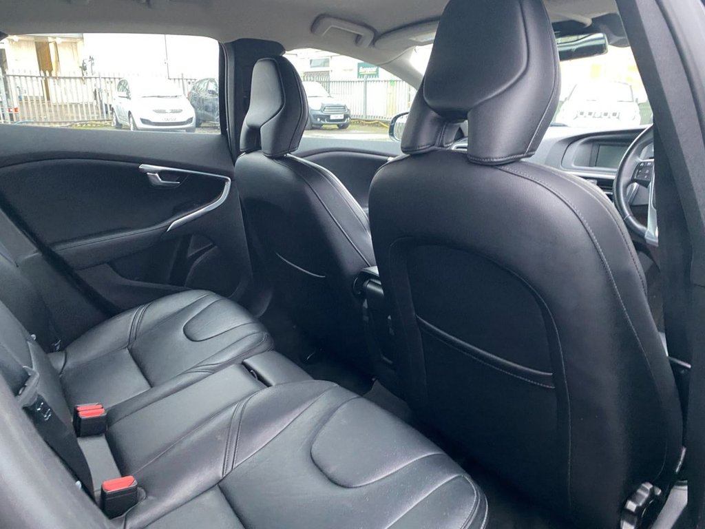 Used Volvo V40 2015 for sale - 77408435: Photo 8