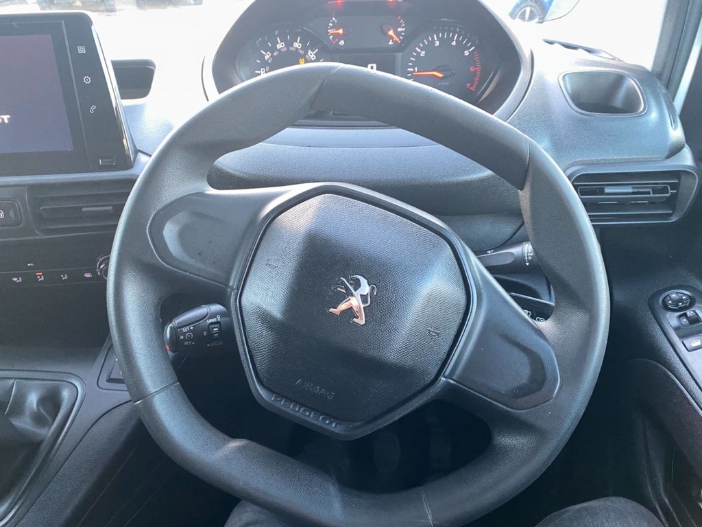 Used Peugeot Partner 2020 for sale - 76309385: Photo 16