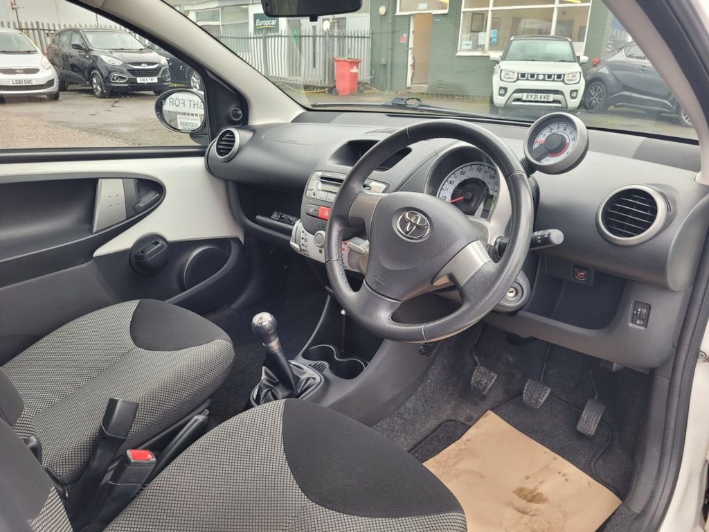 Used Toyota AYGO 2012 for sale - 77422293: Photo 15