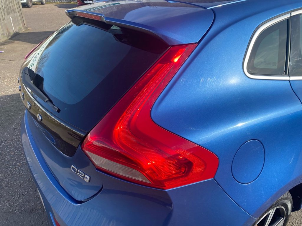 Used Volvo V40 2017 for sale - 77952853: Photo 22