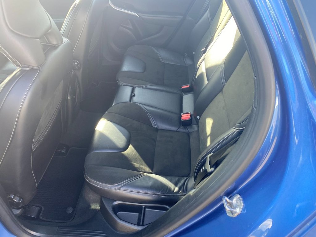 Used Volvo V40 2017 for sale - 77952853: Photo 30