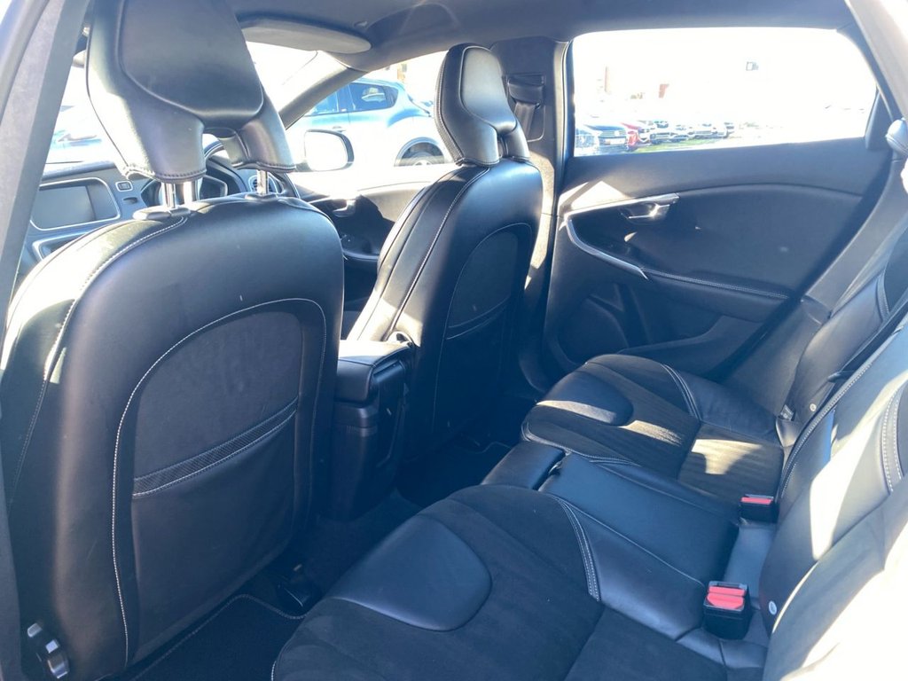 Used Volvo V40 2017 for sale - 75936630: Photo 14