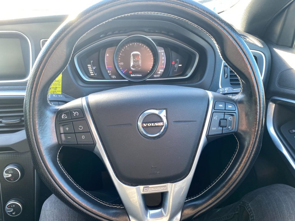 Used Volvo V40 2017 for sale - 75936630: Photo 19