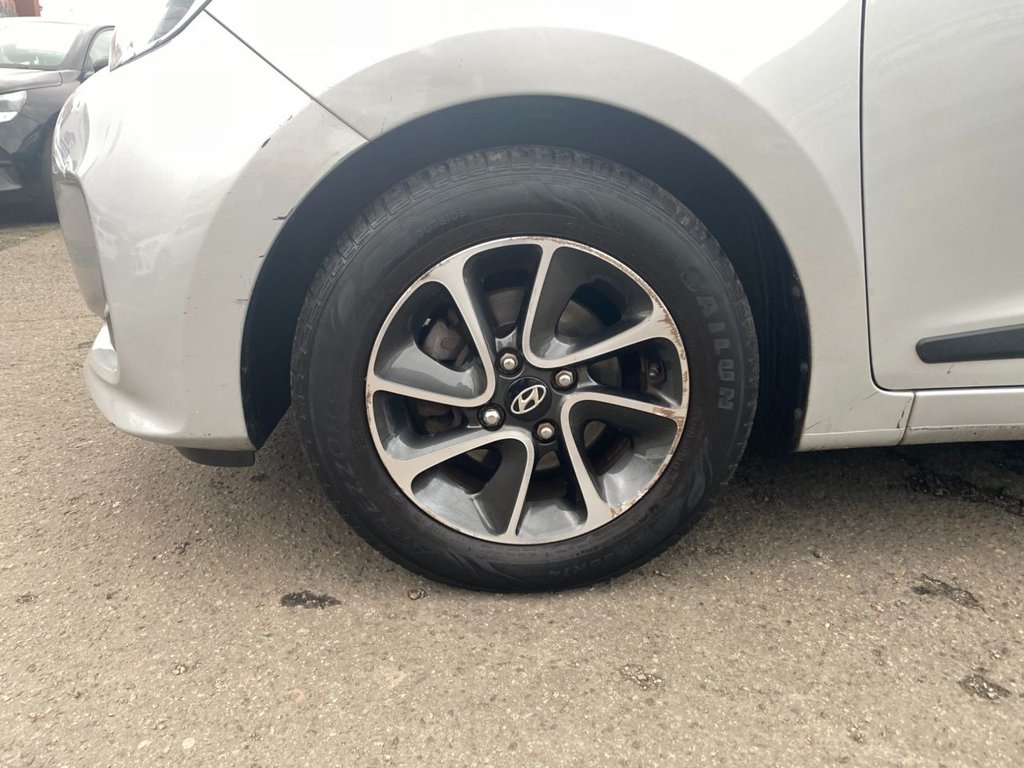 Used Hyundai i10 2017 for sale - 76291855: Photo 11