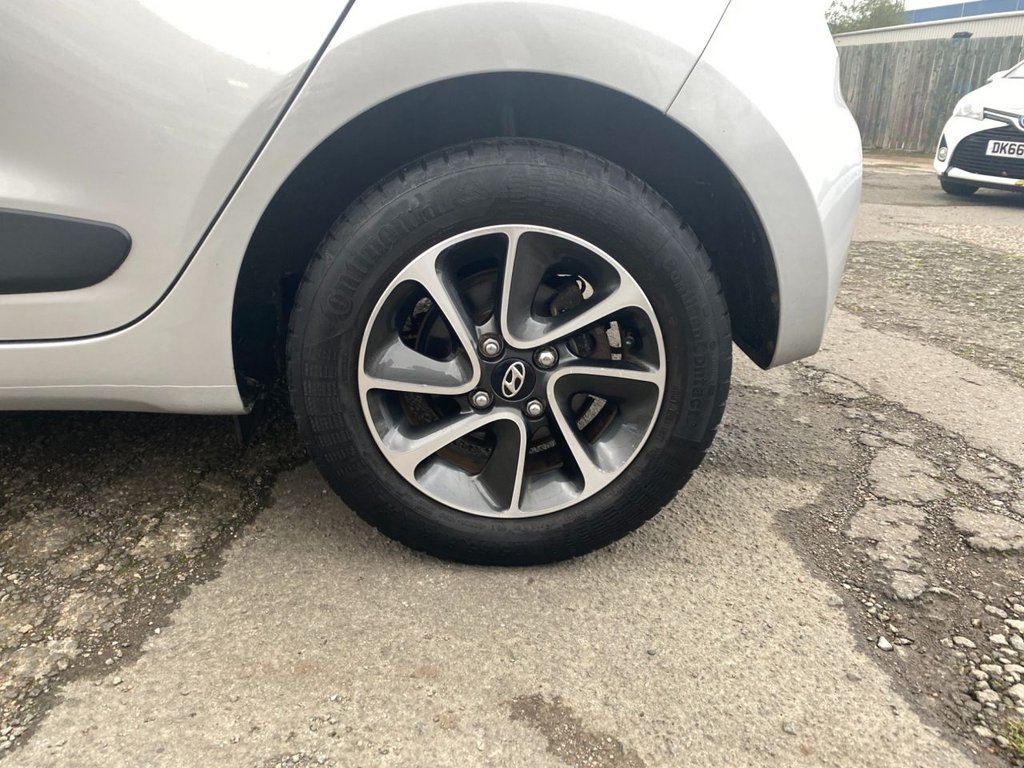 Used Hyundai i10 2017 for sale - 76291855: Photo 12