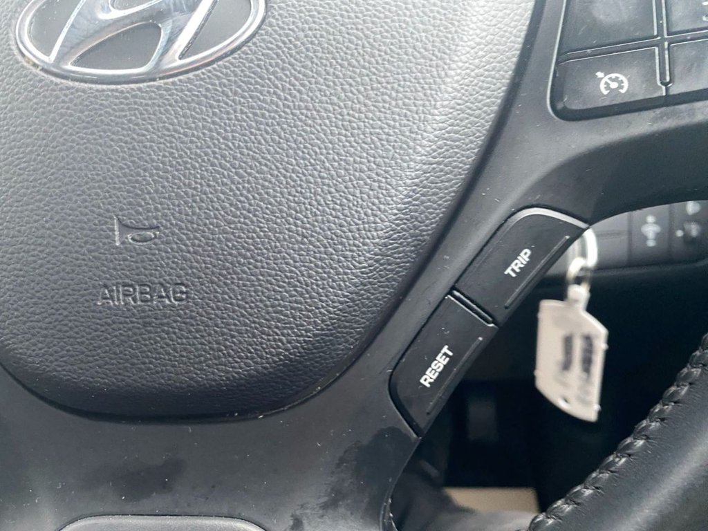 Used Hyundai i10 2017 for sale - 76291855: Photo 22