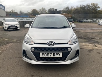 Used Hyundai i10 2017 for sale - 76291855: Photo