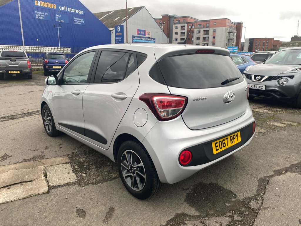 Used Hyundai i10 2017 for sale - 76291855: Photo 5