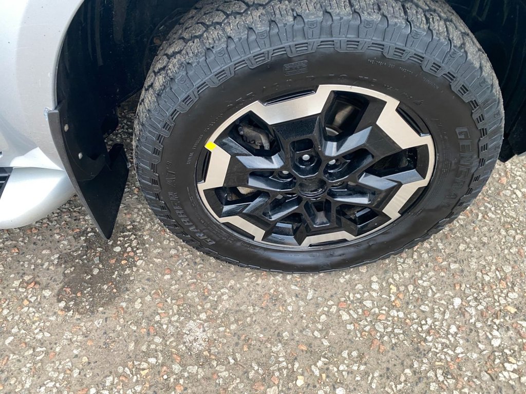 Used Nissan Navara 2020 for sale - 77583502: Photo 9