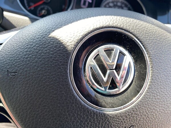 Used Volkswagen Golf 2019 for sale - 75370534: Photo 23