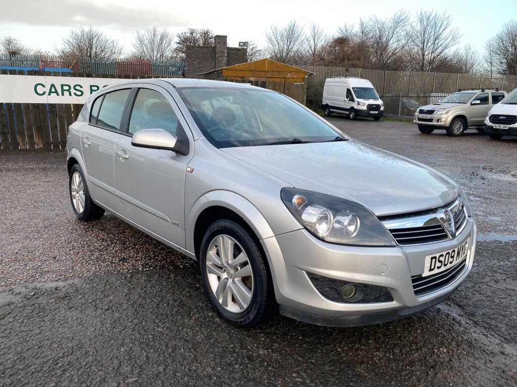 Used Vauxhall Astra 2009 for sale - 76900915: Photo 2