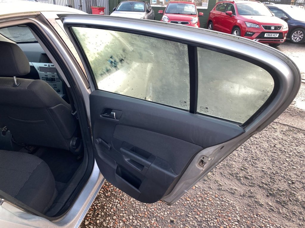 Used Vauxhall Astra 2009 for sale - 76900915: Photo 30