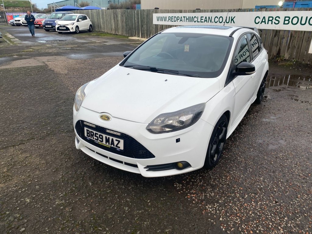 Used Ford Focus 2013 for sale - 76986257: Photo 2